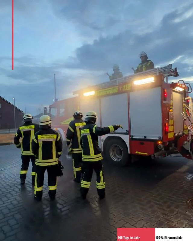 Zeit für ein neues Reel!

Wir präsentieren "Dancing in the Mirror, Singing in the Shower" - in der FF Salzhausen Version! 😎

#feuerwehr #salzhausen #dancinginthemirror #singingintheshower