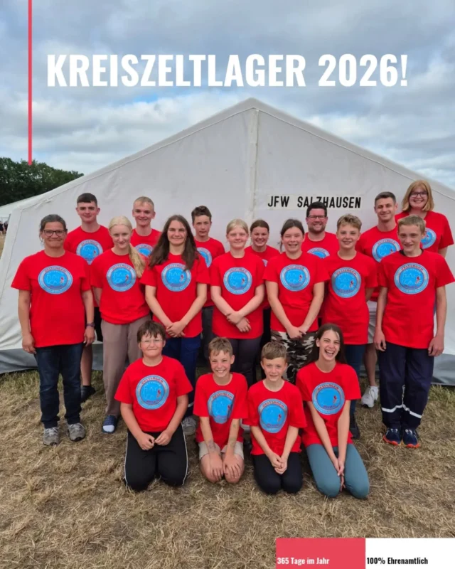 Kreiszeltlager in Jesteburg vom 04.07. - 11.07.2026

Die Jugendfeuerwehr und ihre Betreuer haben mit rund 1700 anderen Teilnehmern eine tolle Woche in Jesteburg verbracht.

Neben Cornhole, Tic Tac Toe oder auch Baseball und Tchoukball und einem Orientierungsmarsch wurden über die Woche verteilt viele verschiedene Spiele für den Lagerpokal gegen andere Jugendfeuerwehren gespielt.
Am ersten Abend gab es zudem einen Nachtmarsch bei dem wir den 22. Platz von 92 Gruppen erreicht haben.

Die Abendgestaltung ging von einem Bingoabend, über Karaoke bis hin zu einem Klein gegen Groß Duell.
Die ein oder andere Runde Werwolf durfte natürlich auch nicht fehlen.

Beim Lagerpokal belegten wir in der Wertung der 14-18-jährigen Platz 31 von 59 Gruppen.

Parallel zum Zeltlager wurde auch wieder die ganze Woche für die Leistungsspange trainiert. Tim hat die Abnahme mit Bravour gemeistert und bekam die Spange am Freitag verliehen.
Auch hier nochmal Herzlichen Glückwunsch!

Insgesamt war es für alle Beteiligten eine tolle Woche, voller Spiel, Spaß und Spannung und wir freuen uns schon jetzt auf das nächste Zeltlager! 😊
