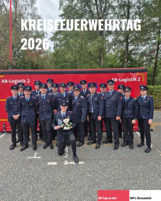 Kreisfeuerwehrtag 2026!

Amvergangenen Sonntag, 30.08., nahmen wir erfolgreich mit 2 Gruppen am Kreisfeuerwehrtag 2026 in der Burg Seevetal teil. 

Die Qualifikation dafür erfolgte beim diesjährigen Samtgemeindefeuerwehrtag. 

Beide Gruppen absolvierten alle 3 Module - Löschangriff, Kuppeln und die Funkübung - fehlerfrei zu 100%. 

Am Ende schafften es beide unter die Top 15 von 30 gestarteten Einheiten: 

Salzhausen 1: Platz 12 (44,45 Sekunden)
Salzhausen 2: Platz 9 (42,23 Sekunden)
Alle bekamen die bronzene Leistungsspange verliehen, sofern man diese nicht schon erhalten hatte! 🥳

Außerdem sicherten wir uns den Pokal für den schnellsten je gemessenen Zeittakt beim Schlauchwechsel im Löschangriff! 🏆